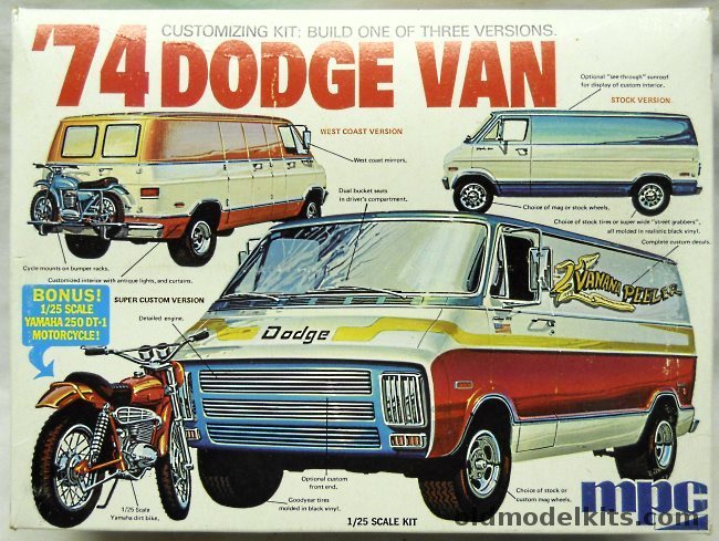 MPC 1/25 1974 Dodge Van With Yamaha 250 DT-1 Motorcycle - Stock / West Coast Veresion / Super Custom, 1-7422 plastic model kit